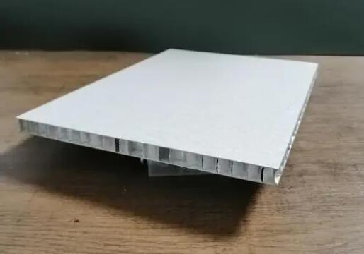 波纹铝板（铝瓦、瓦楞铝板、压型铝板）美观